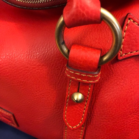 EUC STRAWBERRY Dooney Florentine Small Satchel - Picture 7 of 8